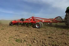 SuperTILLER Quatro lateral