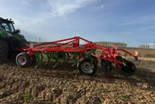 SuperTILLER Quatro en operación